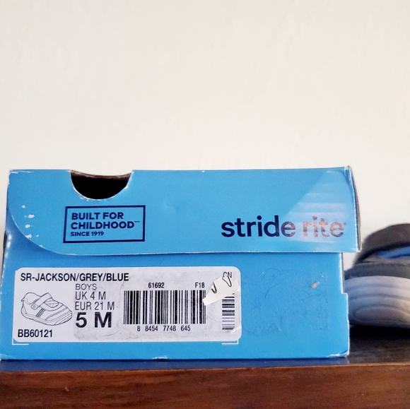 Stride Rite Sneakers - Picture 11 of 12